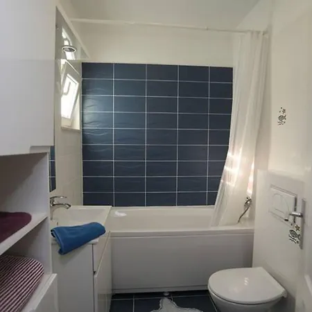 Lejlighed Garden Oasis - Kastel Luksic