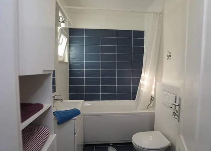 Apartman Garden Oasis - Kastel Luksic